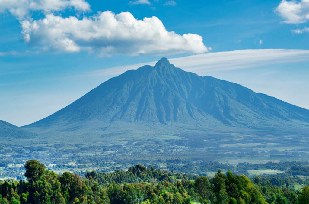 What Are the Major Attractions in Rwanda?